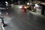 Rủ nhau mang hung khí náo loạn đường phố, 13 người bị khởi tố