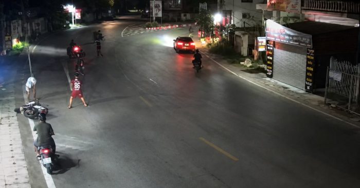 Khởi tố 13 đối tượng ở Hải Phòng vì dùng hung khí đánh nhau, gây náo loạn trên đường, ảnh hưởng đến trật tự công cộng.