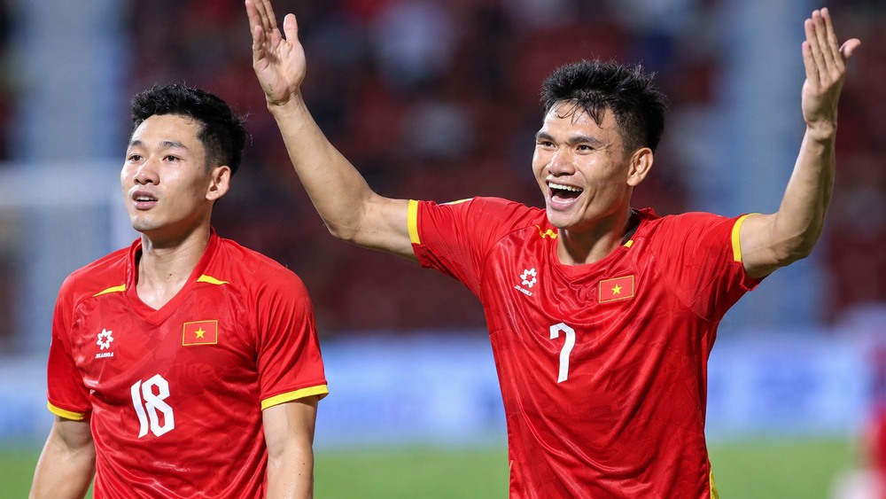 Đội tuyển Việt Nam đứng trước cơ hội vô địch ASEAN Cup 2026 sau khi thắng Thái Lan 2-0 ở lượt đi. Xem chi tiết trước trận lượt về.