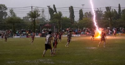 Sân bóng Thái Lan không lắp chống sét, cầu thủ trẻ thiệt mạng