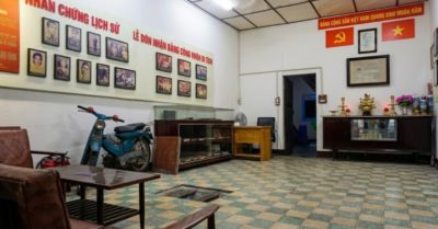 Căn hầm dưới nhà máy giày và bí mật suốt gần một thập kỷ