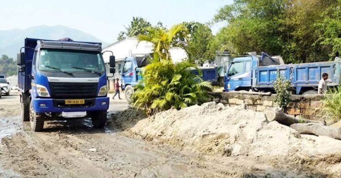 Ba lần bị phạt, đường dây cát tặc sông Cái vẫn tái diễn