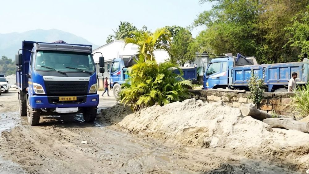 Công an đột phá đường dây khai thác cát trái phép quy mô lớn, thu lợi bất chính hàng tỷ đồng. Xem ngay chi tiết dự án và thủ thuật hoạt động!