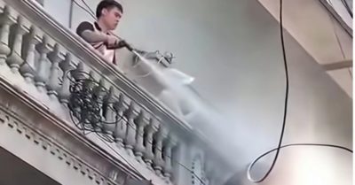 Khởi tố bị can dùng máy bơm áp lực phun nước cản trở thi hành án