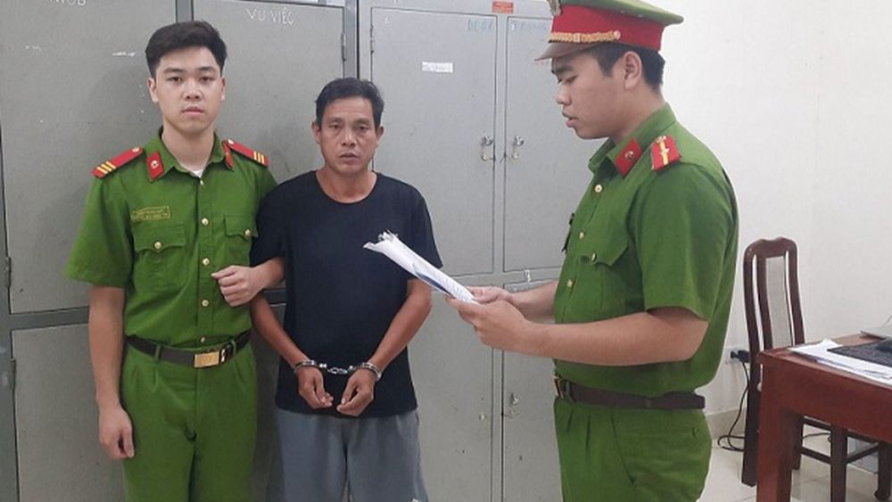 Công an Thái Nguyên khởi tố, bắt tạm giam Phạm Trung Kiên để điều tra hành vi dâm ô bé gái tại khu vực bờ kè Sông Công.