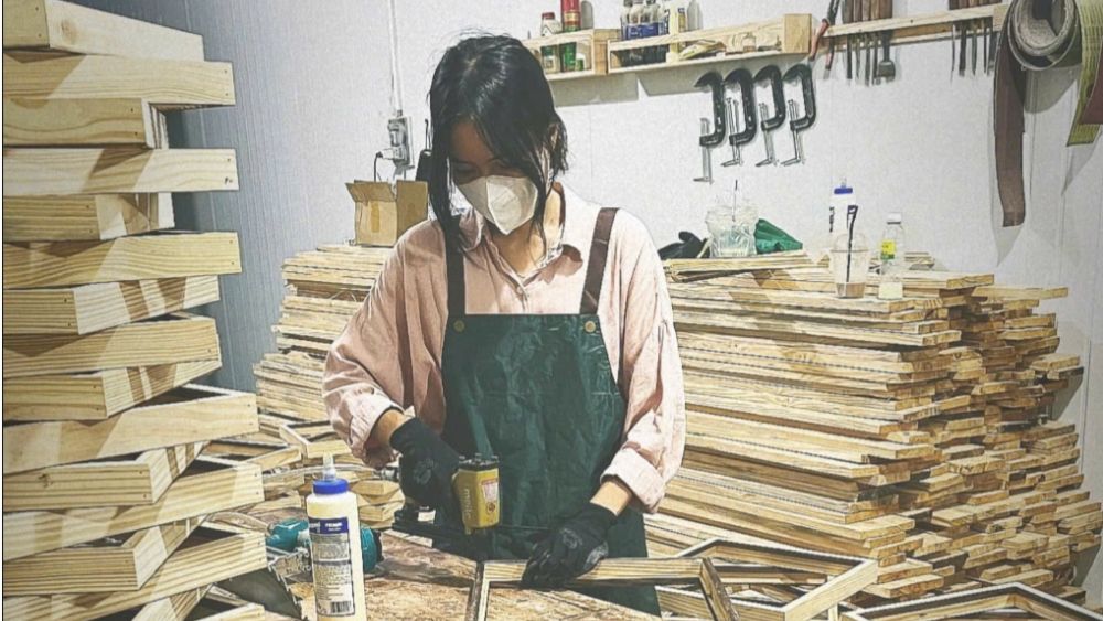 Rối loạn lo âu khiến cô gái TPHCM sụt còn 37kg. Làm vườn, thay đổi lối sống giúp cô dần giảm lo âu và tìm lại nhịp sống bình thường.