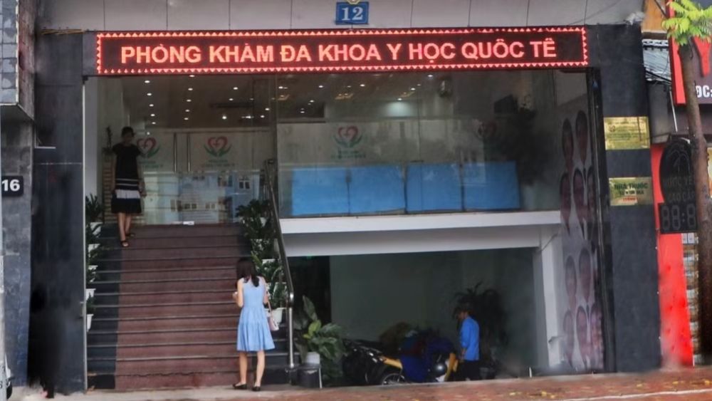 Phòng khám biến tướng tại Kim Mã bị phát hiện nhiều vi phạm, hành nghề khi chưa đăng ký và tư vấn các liệu trình chữa yếu sinh lý.