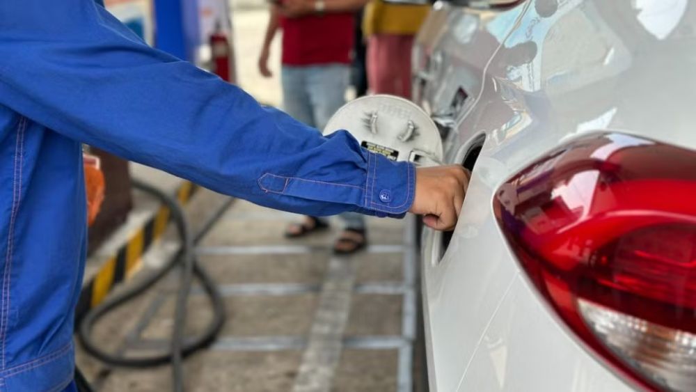 Doanh thu các doanh nghiệp xăng dầu tăng mạnh giữa biến động giá năng lượng. Bài viết phân tích kết quả kinh doanh và nguyên nhân phía sau.