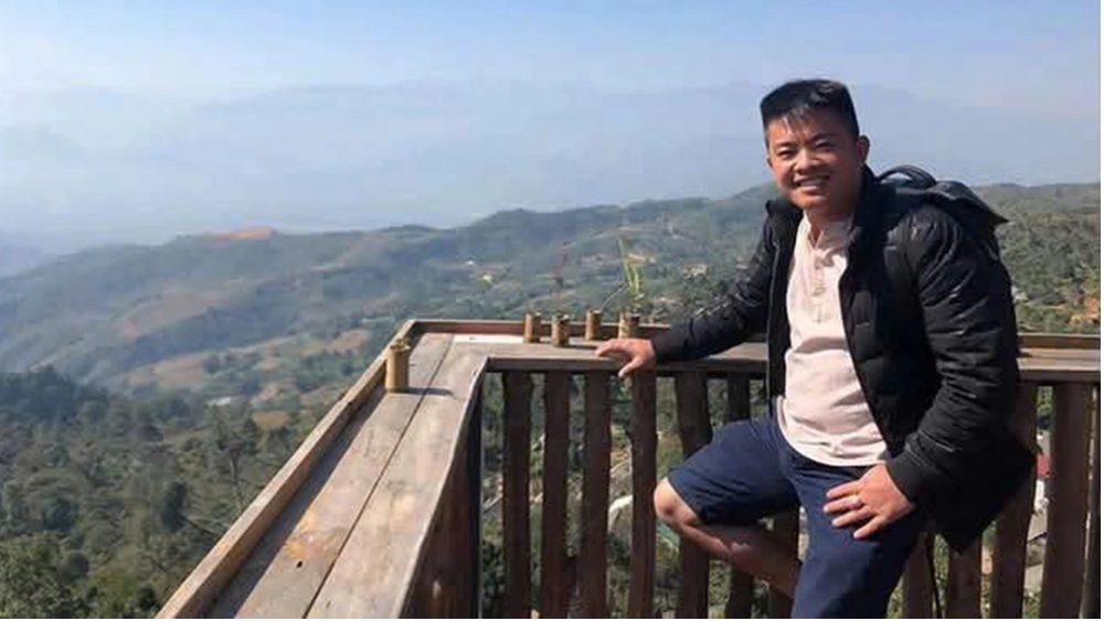 Hải Sapa từng quảng cáo thịt trâu gác bếp trên mạng xã hội. Những hoạt động kinh doanh của nhân vật này được Dân trí thông tin.