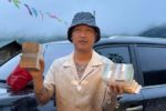 Ai thực sự mua hơn 300 tỷ đồng nước hoa của Bùi Xuân Huấn