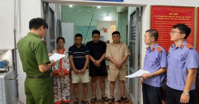 Tài xế taxi và cuộc cự cãi giữa đêm