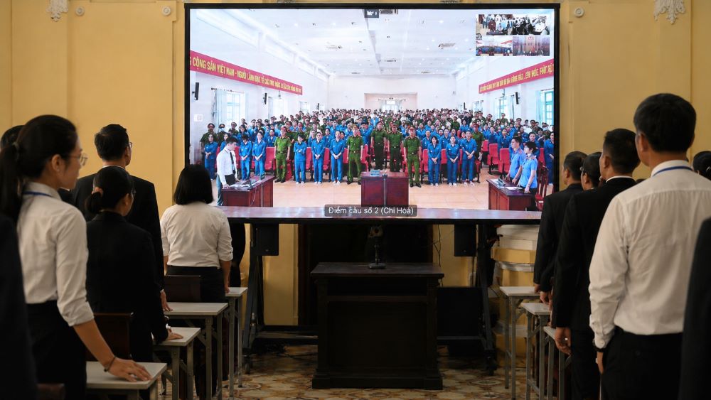 Chuyên án VN10: 9 bị cáo bị đề nghị tử hình do giữ vai trò chính trong đường dây mua bán lượng lớn ma túy từ châu Âu, Campuchia.