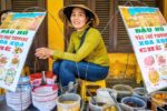 Gánh chè Hội An gây chú ý với khả năng nói 5 ngoại ngữ