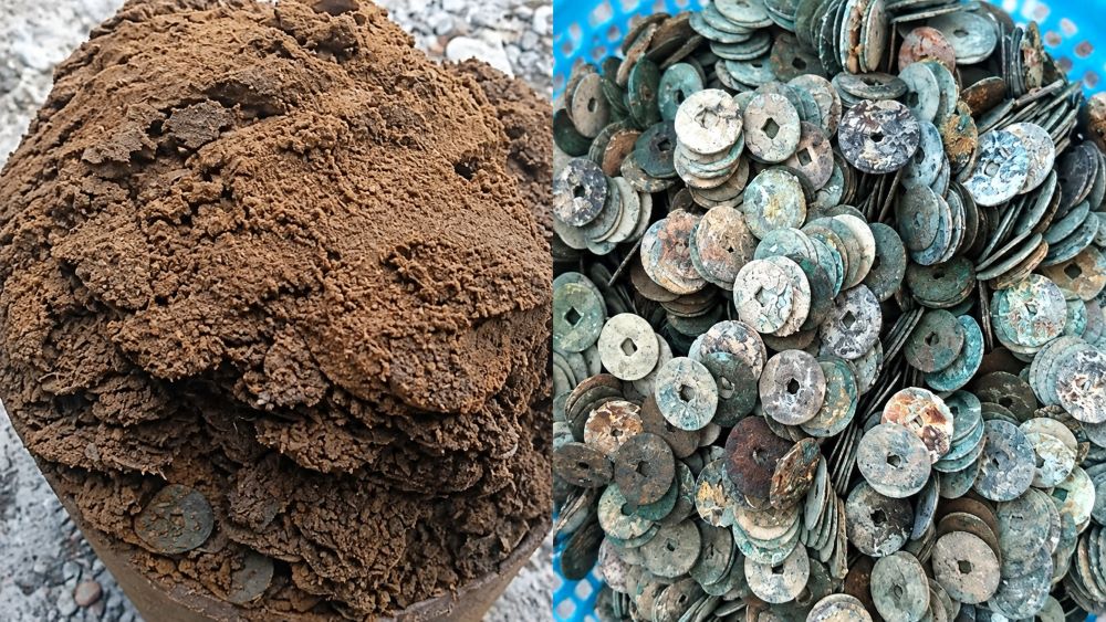 Đào móng xây nhà, một gia đình ở Cửa Lò phát hiện chum sành chứa gần 10kg tiền xu, nhiều đồng đã rỉ sét và chưa rõ niên đại.