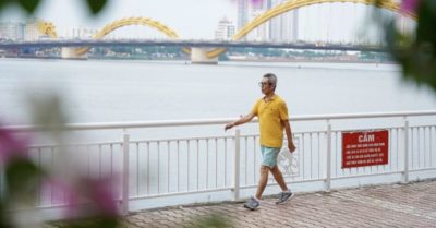 Đi bộ nhiều có khiến khớp gối nhanh mòn?