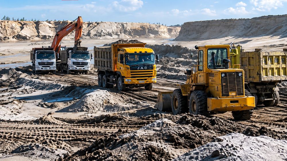 Đóng cửa mỏ sắt Thạch Khê, Hà Tĩnh để xác nhận trữ lượng, quản lý tài nguyên và bàn giao 527 ha cho dự án mới.