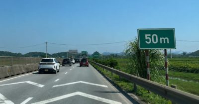 Nhiều cao tốc sẽ kẻ vạch, gắn biển xử phạt lỗi khoảng cách