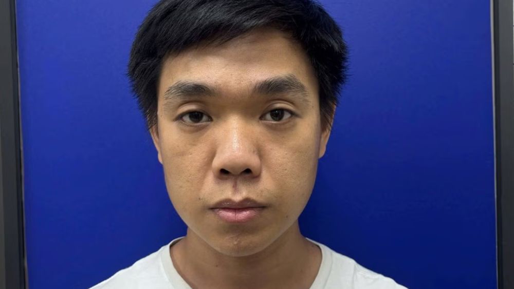 Công an Hải Phòng bắt ổ nhóm lừa đảo phụ nữ Việt có điều kiện, trong đó Từ Đạt Huy bị khởi tố về tội rửa tiền.