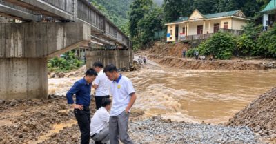 Nghệ An: Mưa lớn kéo dài, gần 2.700 người dân vùng cao bị chia cắt