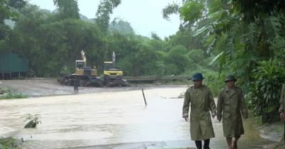 Trượt chân xuống suối lúc đi làm, người đàn ông bị lũ cuốn tử vong