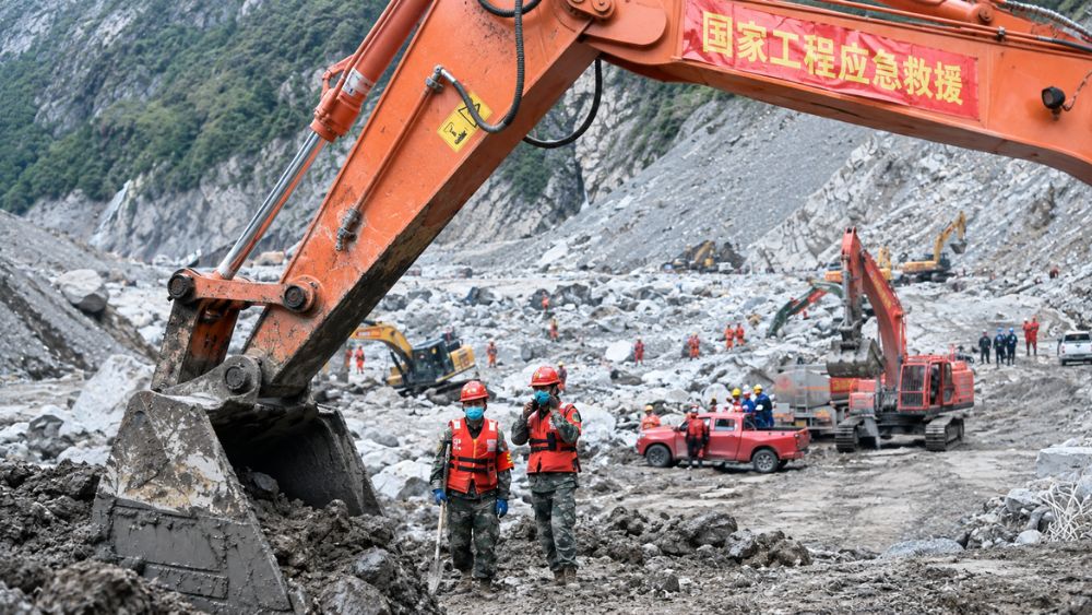 Nepal đề nghị 20 triệu USD từ quỹ quốc tế để khắc phục hậu quả lũ quét thảm khốc, trong bối cảnh thiệt hại do biến đổi khí hậu.