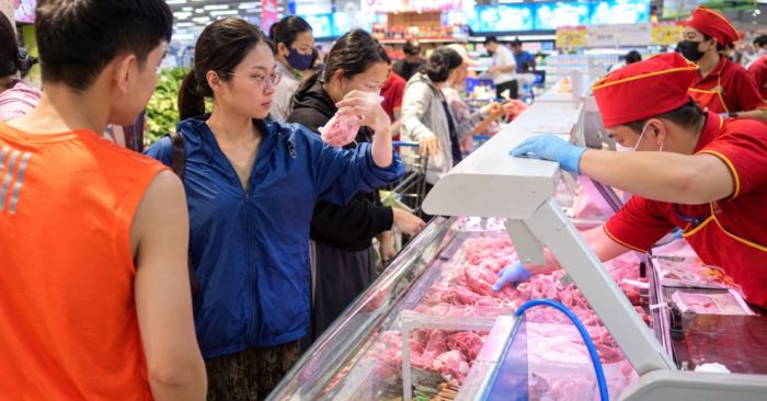 Người Việt mua tăng, việc kỹ hơn khi chọn thực phẩm