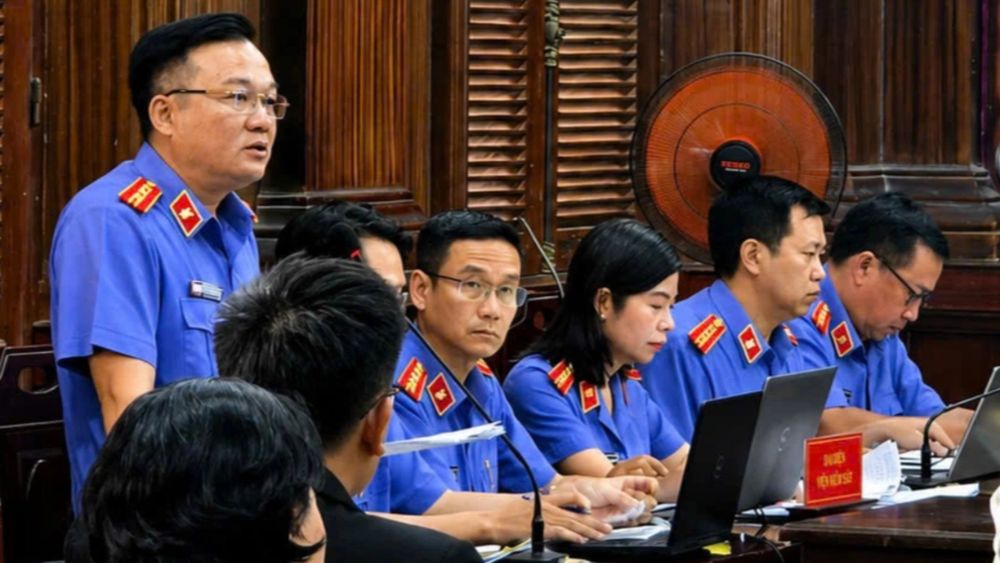 Vụ án ma túy VN10 với 227 bị cáo sắp được tuyên án, VKS nêu tính chất đặc biệt nghiêm trọng và đề nghị mức án nghiêm khắc.