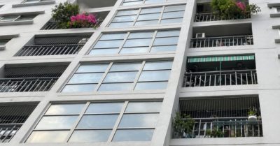 Cháy buồng kỹ thuật tầng 10 chung cư Ecohome 1 ở Hà Nội, cư dân hoảng hốt rời căn hộ