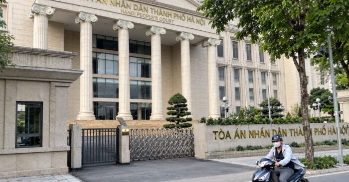 Từ khoản tiền góp mua ma túy đến tranh luận tội danh